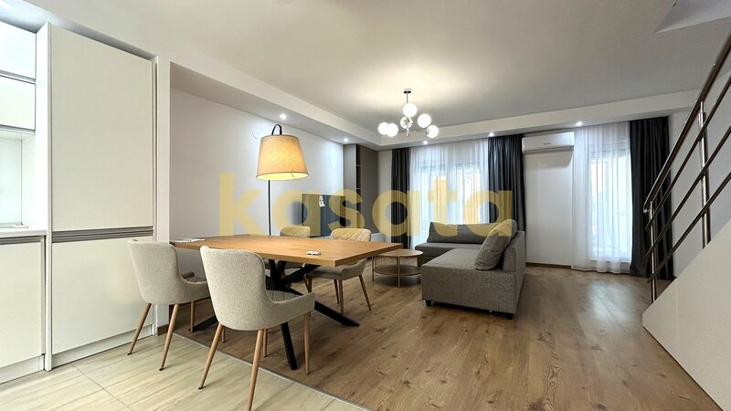 Cosmopolis, vila 3 camere, mobilat si utilat, prima inchiriere.